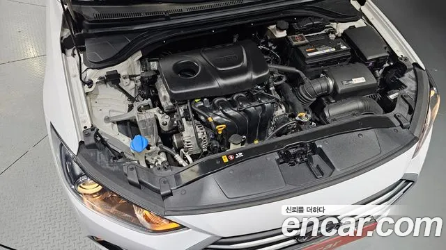 Hyundai Avante 2018 thumb 6