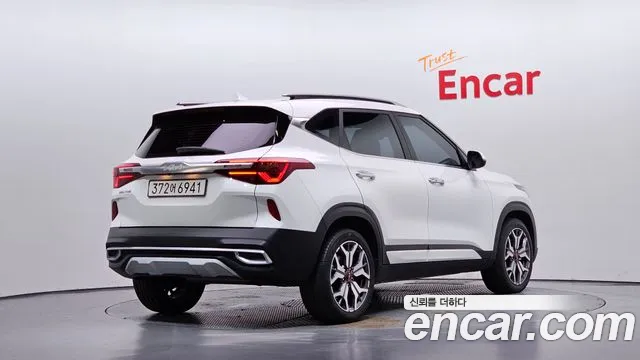 Kia Seltos 2022 thumb 2