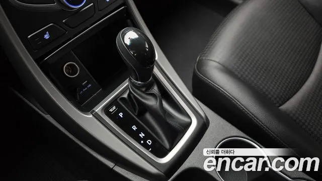Hyundai Avante 2014 thumb 8