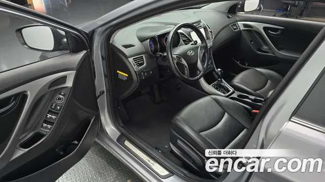 Hyundai Avante 2014 thumb 9