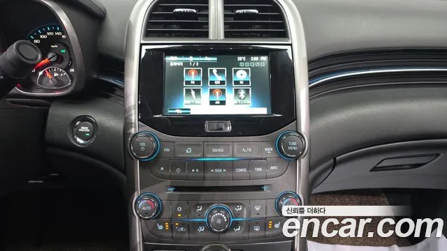 ChevroletGMDaewoo Malibu 2016 thumb 12