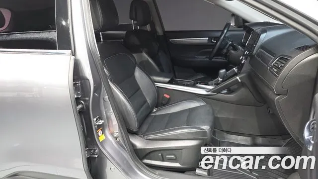 Renault-KoreaSamsung Koleos 2017 thumb 10