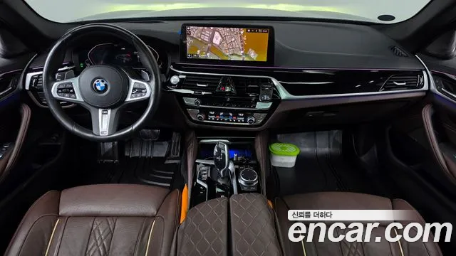 BMW 5-Series 2023 thumb 7