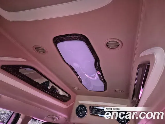 Kia Carnival 2017 thumb 11
