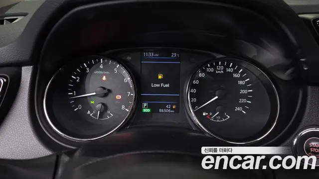 Nissan X-Trail 2018 thumb 8