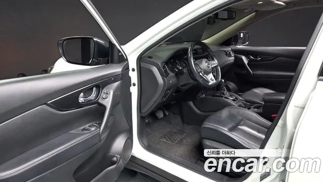 Nissan X-Trail 2018 thumb 10