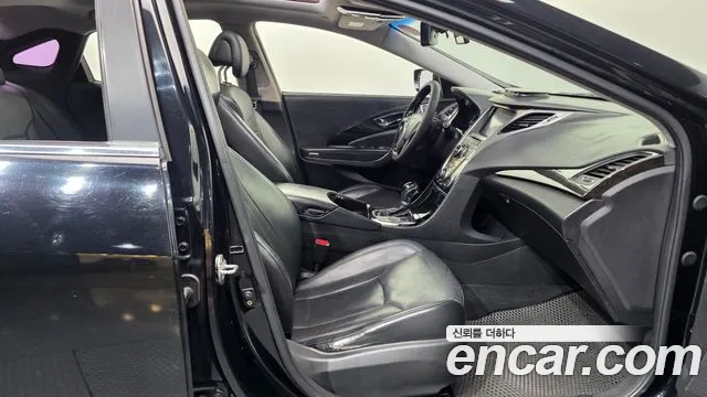 Hyundai Grandeur 2011 thumb 11
