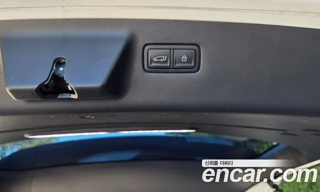 Hyundai Santa Fe 2024 thumb 8