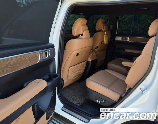 Hyundai Santa Fe 2024 thumb 9