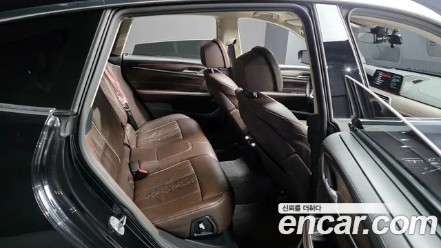 BMW Gran Turismo 2018 thumb 11