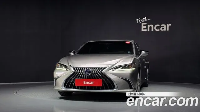 Lexus ES 2021 thumb 3
