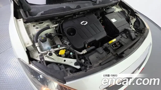 Renault-KoreaSamsung Fluence 2010 thumb 6