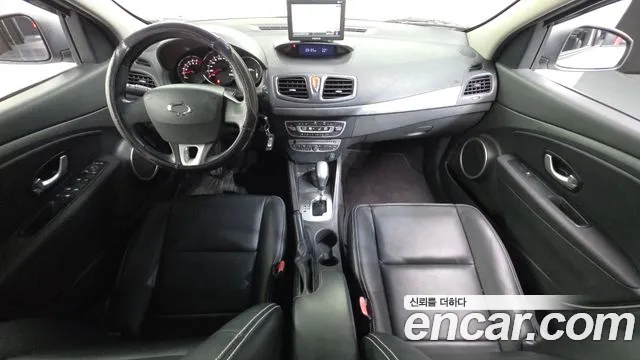 Renault-KoreaSamsung Fluence 2010 thumb 7