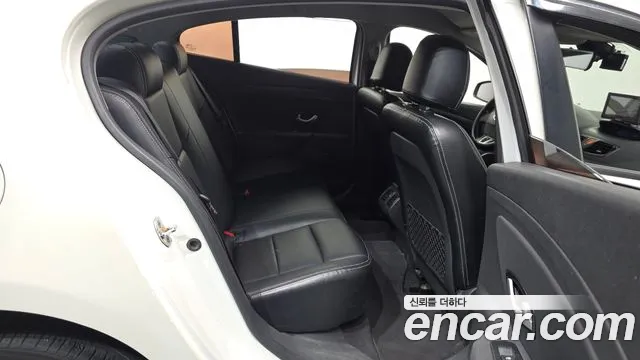 Renault-KoreaSamsung Fluence 2010 thumb 12