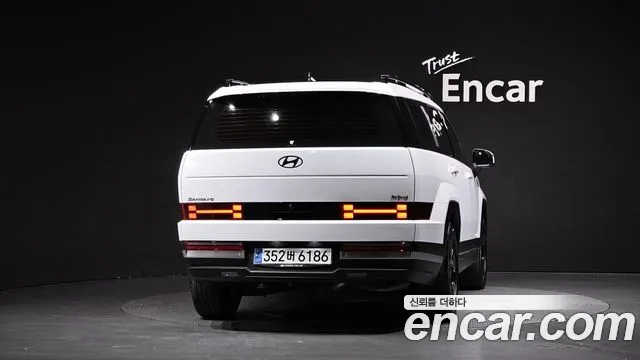 Hyundai Santa Fe 2024 thumb 3