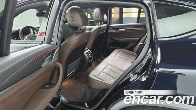 BMW X4 2021 thumb 11