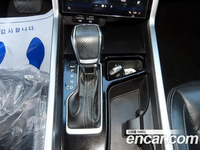 KG_Mobility_Ssangyong Torres 2022 thumb 10