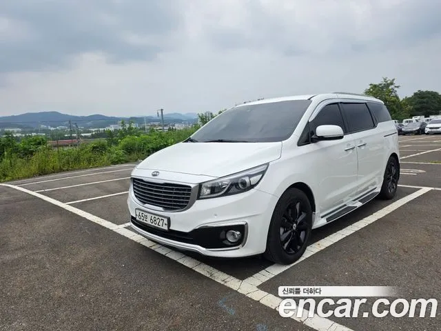 Kia Carnival 2014 thumb 2