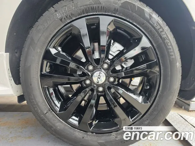 Kia Carnival 2014 thumb 5