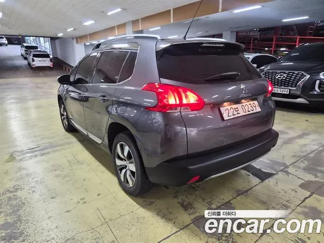Peugeot 2008 2016 thumb 3