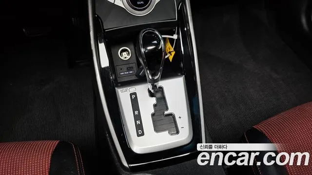 Hyundai Avante 2012 thumb 9
