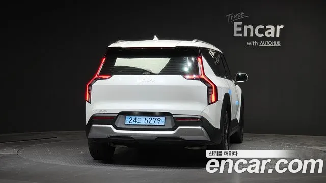 Kia EV9 2024 thumb 3