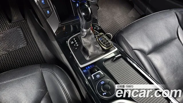 Hyundai i40 2013 thumb 9