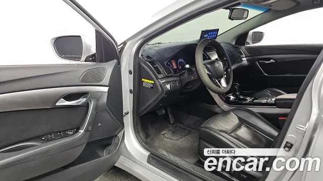 Hyundai i40 2013 thumb 10