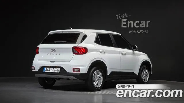 Hyundai Venue 2025 thumb 2