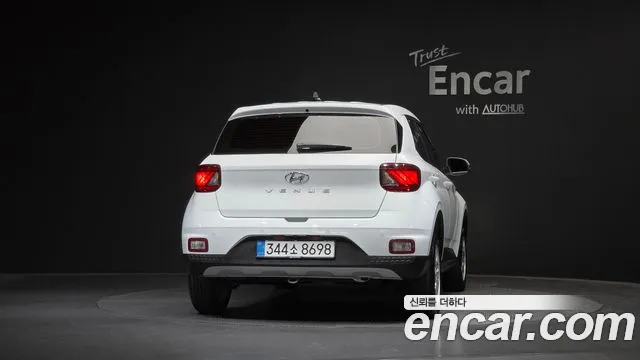 Hyundai Venue 2025 thumb 4