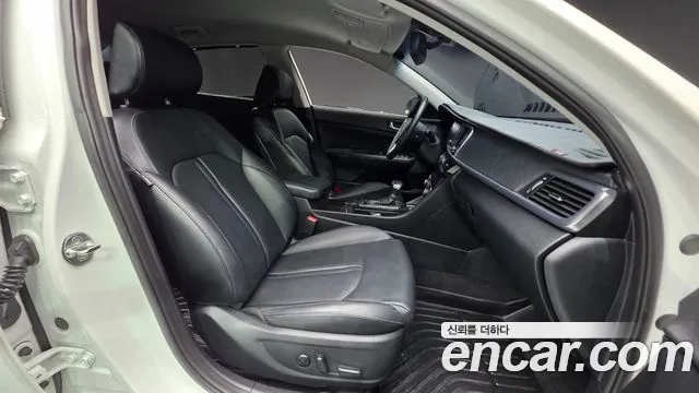 Kia K5 2018 thumb 10