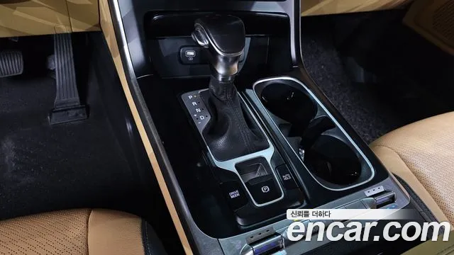 Kia Carnival 2022 thumb 9