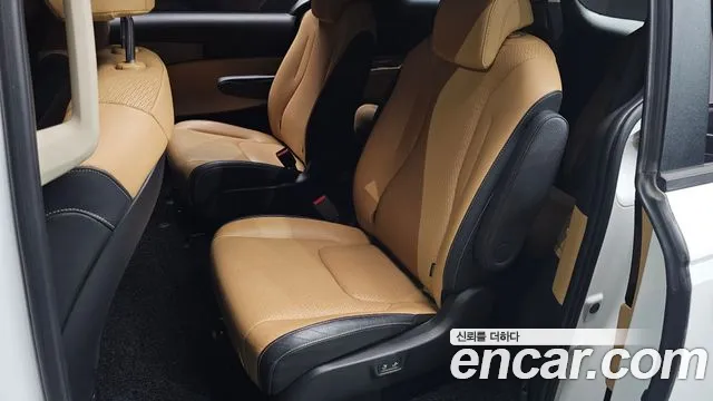 Kia Carnival 2022 thumb 12