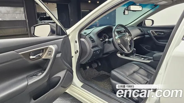 Nissan Altima 2015 thumb 10