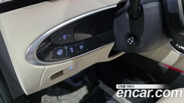 Genesis GV70 2024 thumb 12
