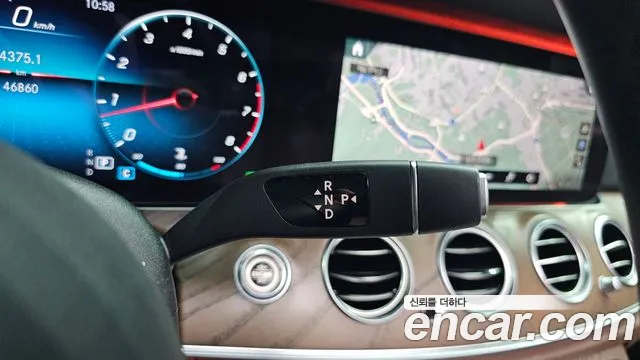 Mercedes-Benz E-Класс 2021 thumb 9