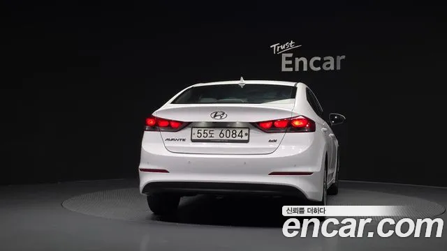 Hyundai Avante 2017 thumb 4