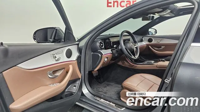 Mercedes-Benz E-Класс 2021 thumb 9