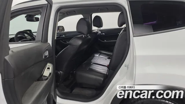ChevroletGMDaewoo Orlando 2016 thumb 11