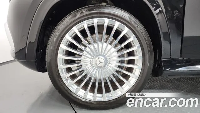 Mercedes-Benz GLS 2023 thumb 5