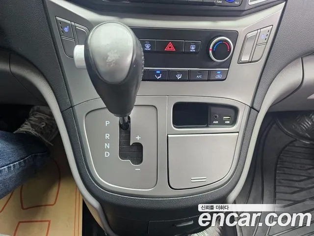 Hyundai Starex 2021 thumb 9