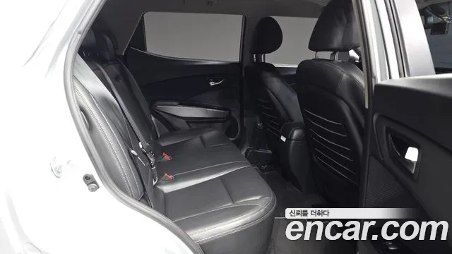 KG_Mobility_Ssangyong TIBOLI 2019 thumb 11