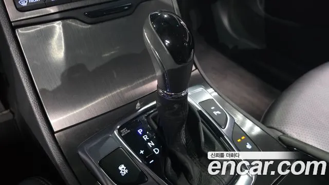 Hyundai Grandeur 2015 thumb 9
