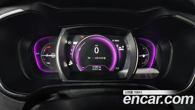 Renault-KoreaSamsung Koleos 2019 thumb 7