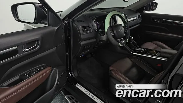 Renault-KoreaSamsung Koleos 2019 thumb 9