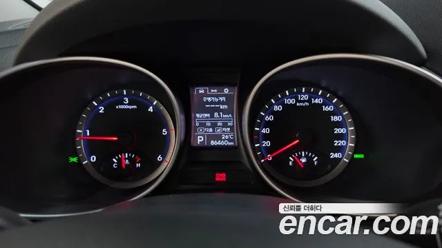 Hyundai Santa Fe 2015 thumb 8