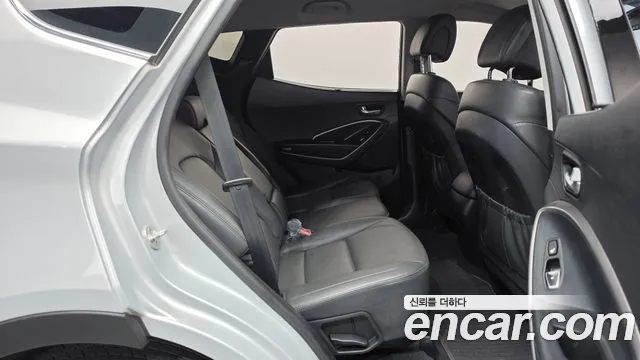 Hyundai Santa Fe 2015 thumb 11
