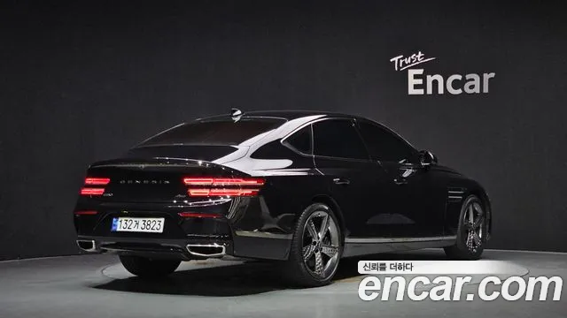 Genesis G80 2023 thumb 2