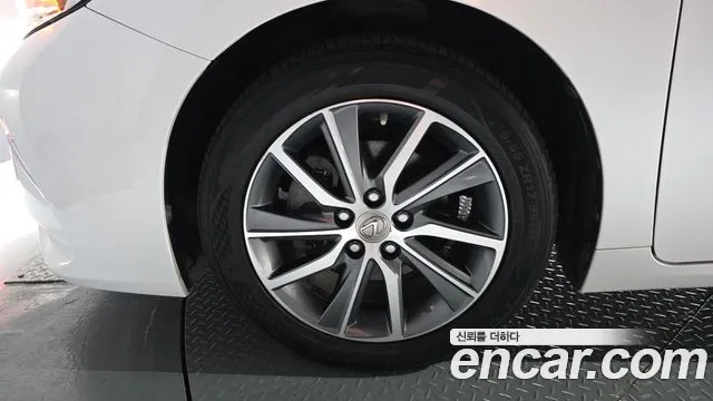 Lexus ES 2017 thumb 4