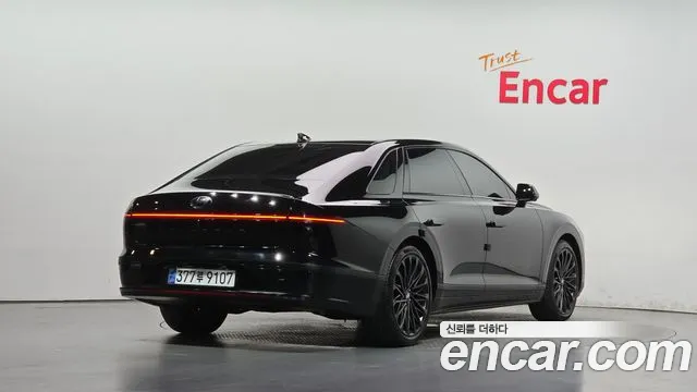 Hyundai Grandeur 2023 thumb 2